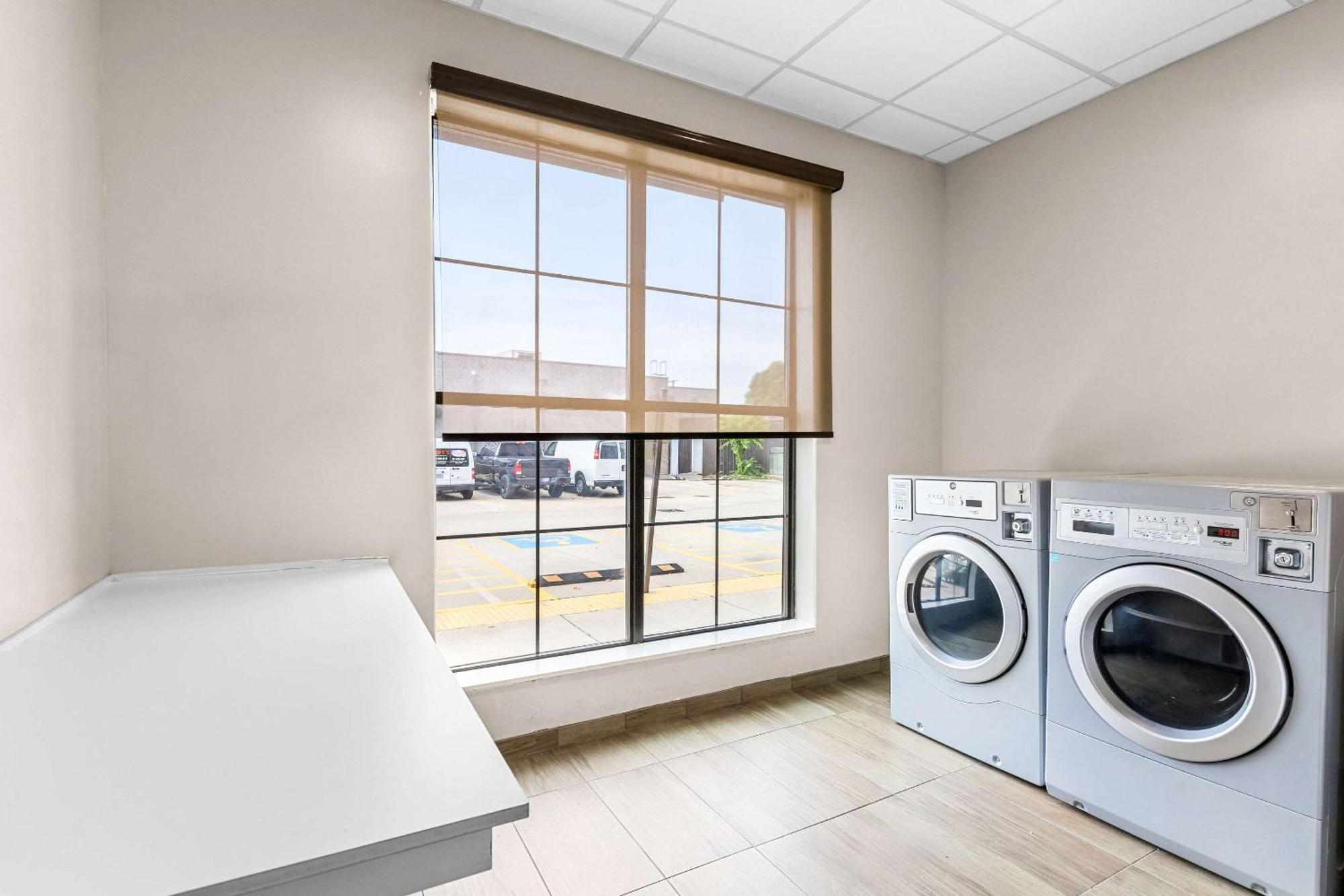 Comfort Suites Columbia Kültér fotó
